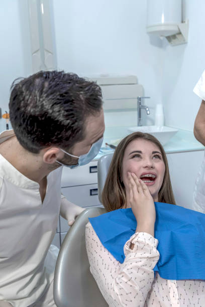 Best Broken or Chipped Tooth Repair in Marana, AZ